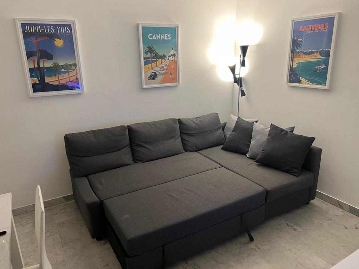 Seafront - Beautiful Flat With Aircon And Comfortable Loggia Vallauris Dış mekan fotoğraf